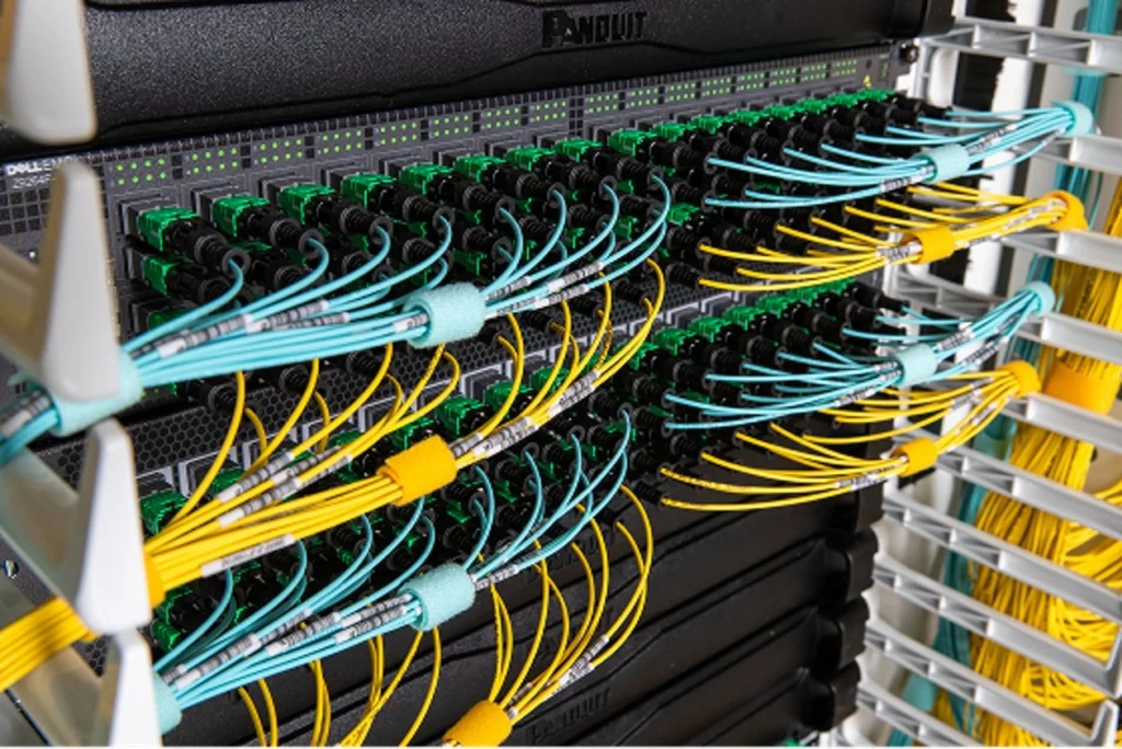 Fiber Optic Testing - Fiber Optic Cable Termination - Fiber Optic Cable Splicing - Fiber Optic Cabling Dubai - Fiber Optic Network Cabling